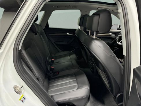 Certified 2023 Audi Q5 2.0T Premium w/ Convenience Package image 10