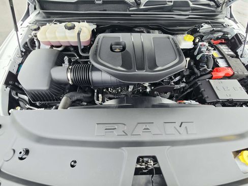Used 2025 RAM 1500 Laramie w/ Advanced Safety Group II AWD/4WD image 24
