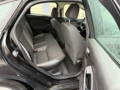 Used 2013 Ford Focus S image 4
