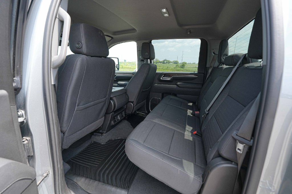 Used 2025 Chevrolet Silverado 2500 LT w/ Convenience Package AWD/4WD image 19