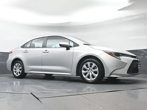Certified 2026 Toyota Corolla LE FWD image 35