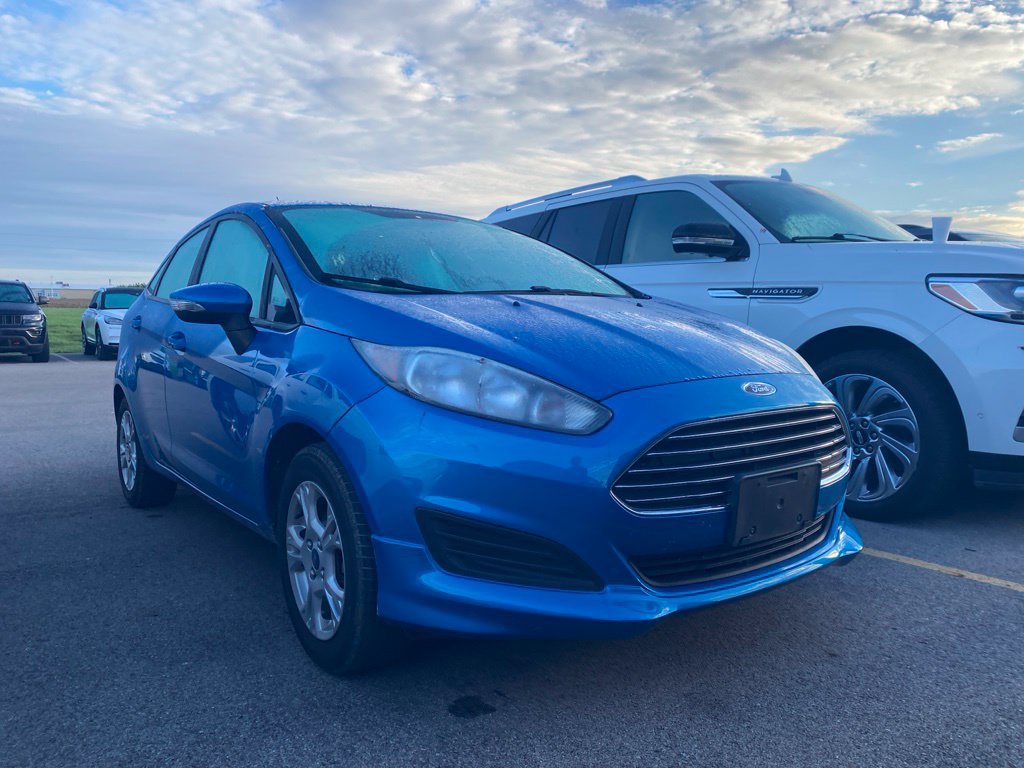 Used 2015 Ford Fiesta SE FWD image 3