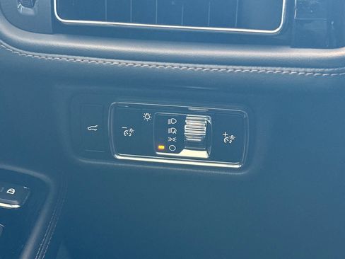 New 2025 Lincoln Aviator Reserve w/ Luxury Package image 24