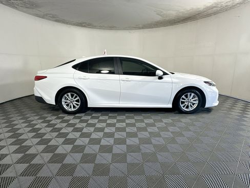 Used 2025 Toyota Camry LE FWD image 2