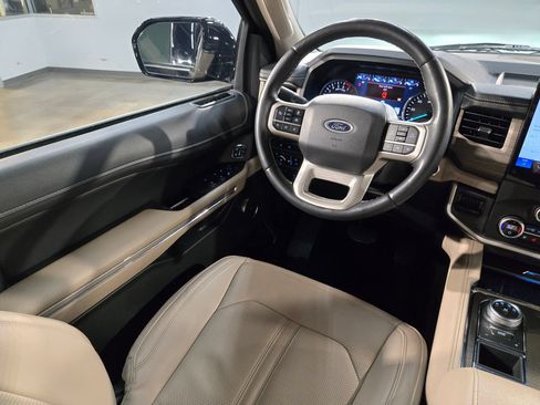 Used 2024 Ford Expedition Max Limited RWD image 9
