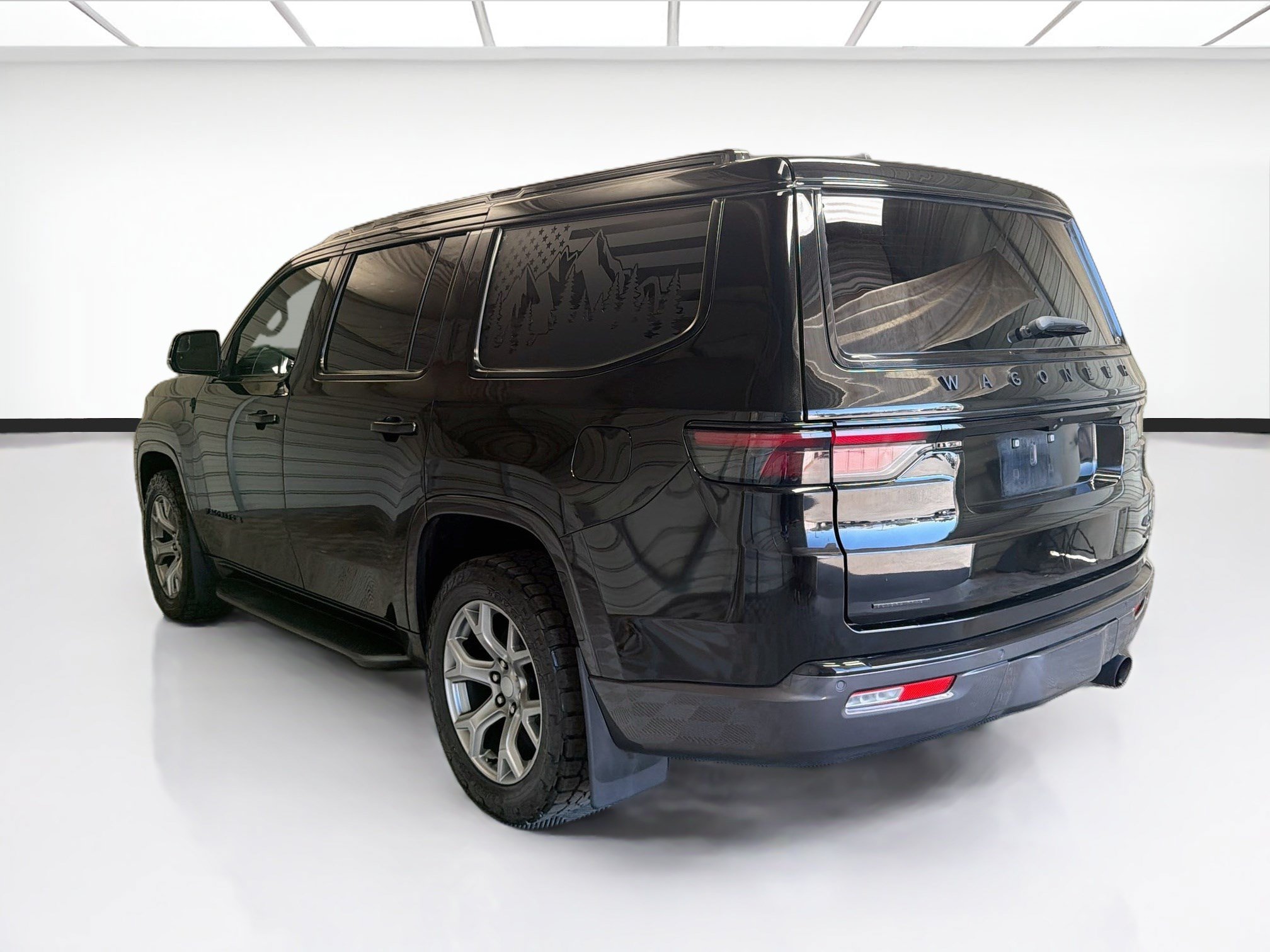 Used 2022 Jeep Wagoneer Series II AWD/4WD image 6