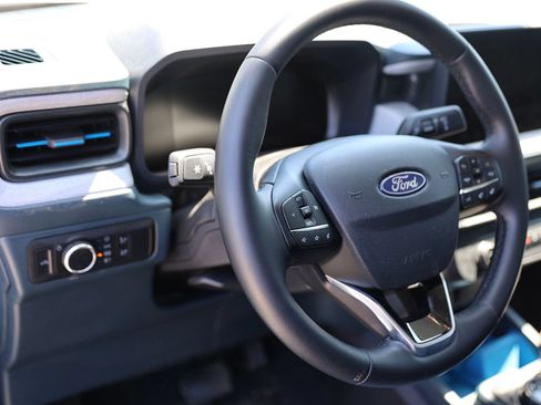 Used 2025 Ford Maverick XLT w/ XLT Luxury Package AWD/4WD image 9