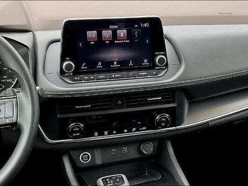 Certified 2023 Nissan Rogue SV AWD/4WD image 18