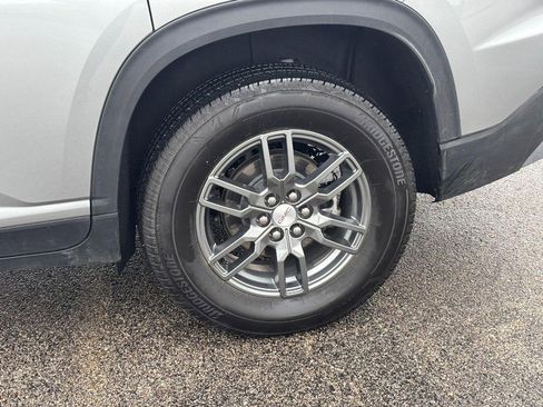 Certified 2025 GMC Acadia Elevation image 9