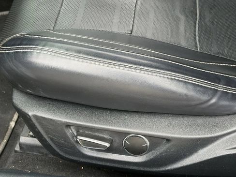 Used 2019 Ford Mustang Premium w/ Ecoboost Performance Package RWD image 5