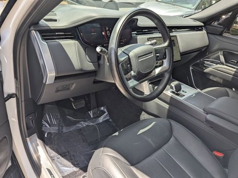 Used 2024 Land Rover Range Rover Long Wheelbase Autobiography AWD/4WD image 10