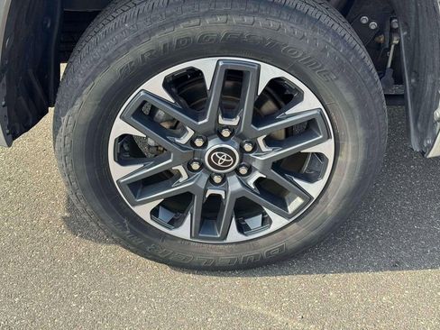 Used 2023 Toyota Tundra Limited image 10