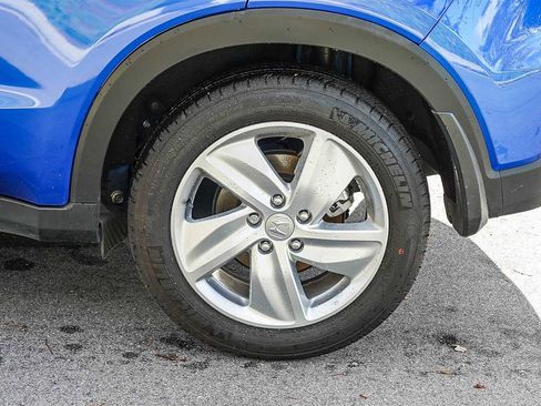 Used 2019 Honda HR-V EX image 11