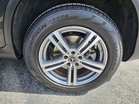 Used 2022 Mercedes-Benz GLC 300 image 40