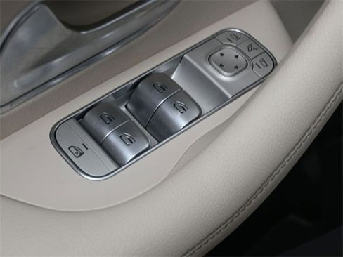 Used 2020 Mercedes-Benz GLE 350 image 13