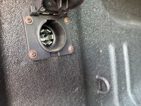 Used 2016 GMC Sierra 3500 Denali w/ Duramax Plus Package image 9