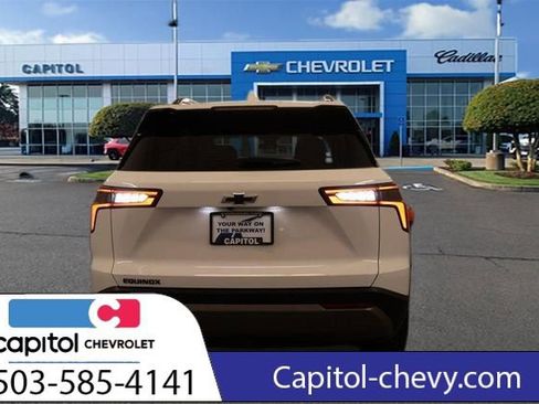 Used 2025 Chevrolet Equinox LT w/ Midnight Edition FWD image 3