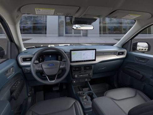 New 2026 Ford Maverick Lariat image 9