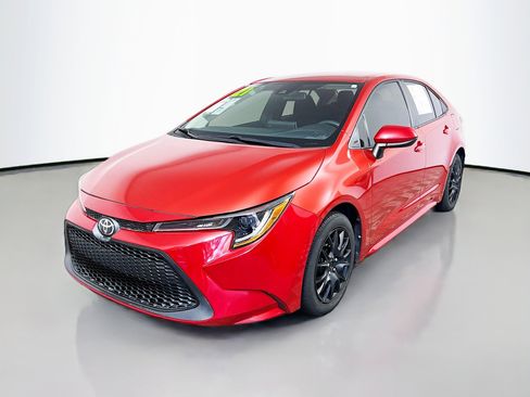 Used 2021 Toyota Corolla LE image 10