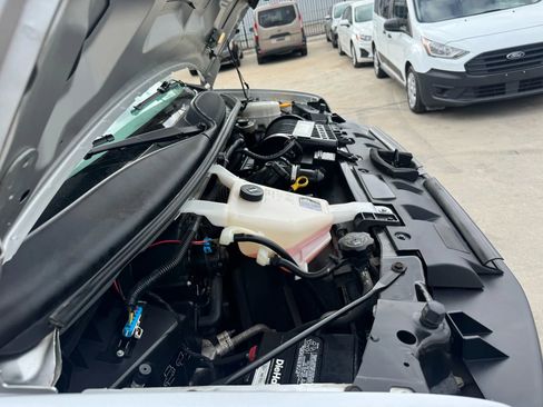 Used 2017 Chevrolet Express 3500 LS image 16