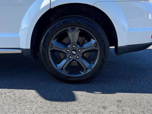 Used 2019 Dodge Journey Crossroad image 12