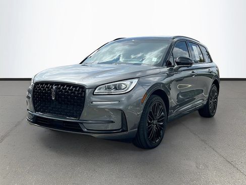 Used 2023 Lincoln Corsair Reserve FWD image 3