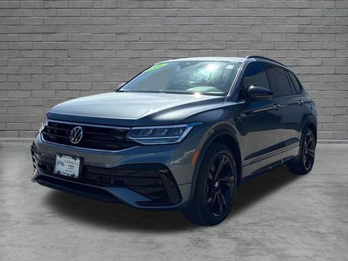 Used 2024 Volkswagen Tiguan SE R-Line FWD image 2