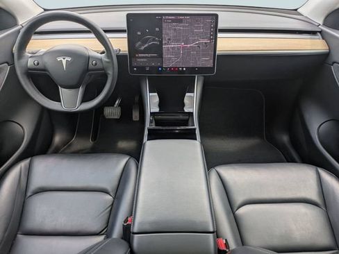 Used 2021 Tesla Model Y Long Range AWD/4WD image 16