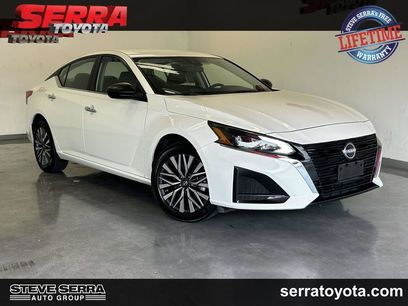Used 2025 Nissan Altima 2.5 SV