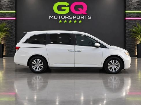 Used 2016 Honda Odyssey SE image 9