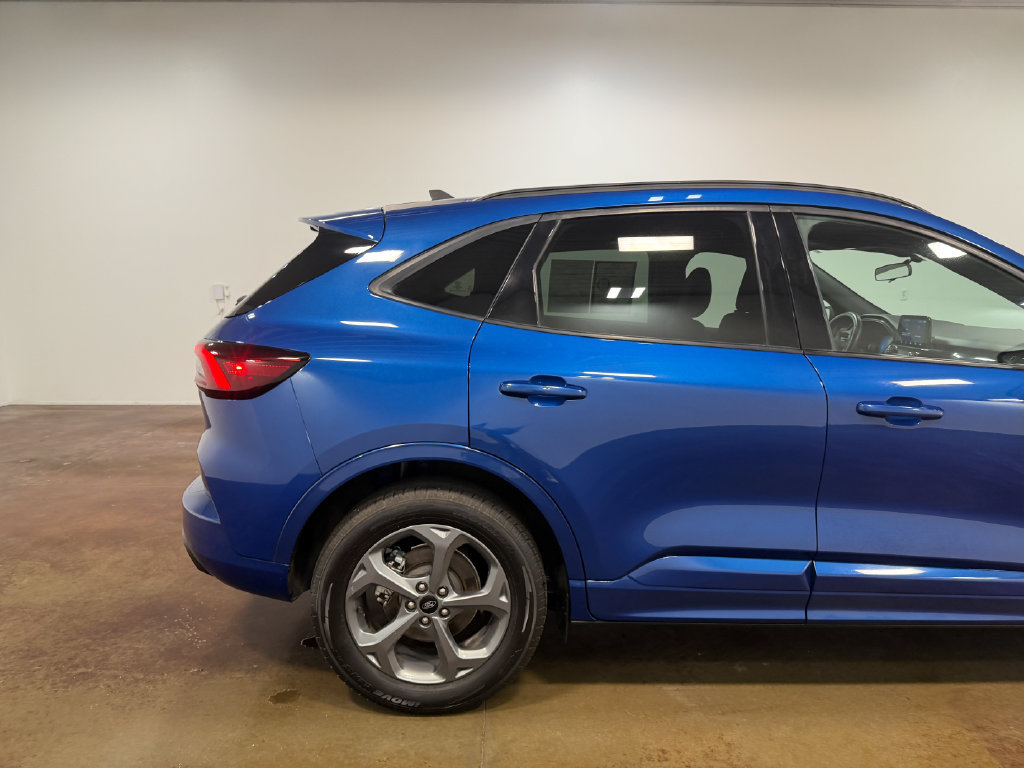 Used 2023 Ford Escape ST-Line AWD/4WD image 33