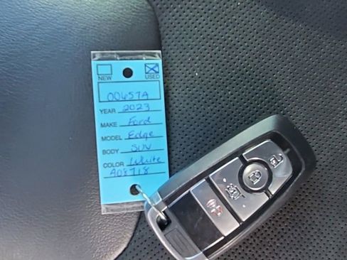 Used 2023 Ford Edge ST image 27