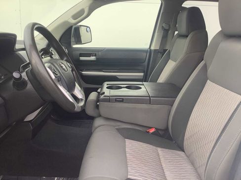 Used 2015 Toyota Tundra SR5 image 2