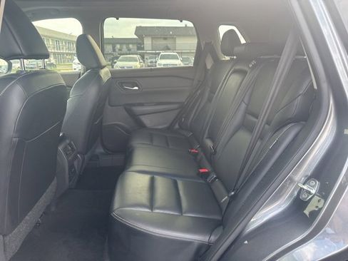 Used 2023 Nissan Rogue SL w/ SL Premium Package image 20