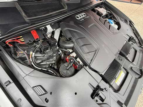 Used 2017 Audi Q7 3.0T Prestige w/ Prestige Package image 24