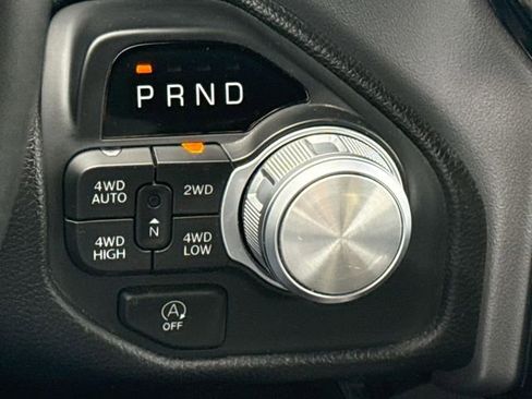 Used 2025 RAM 1500 Laramie AWD/4WD image 17