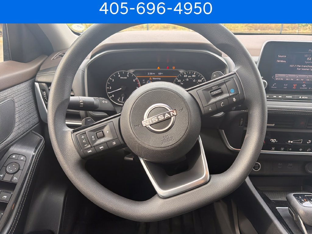 Used 2023 Nissan Rogue SV FWD image 23