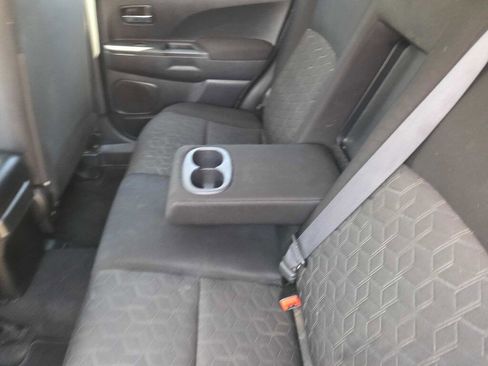 Used 2021 Mitsubishi Outlander Sport ES FWD image 17