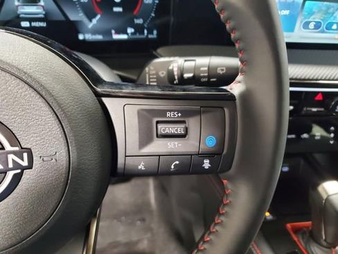 Used 2025 Nissan Kicks SR image 21