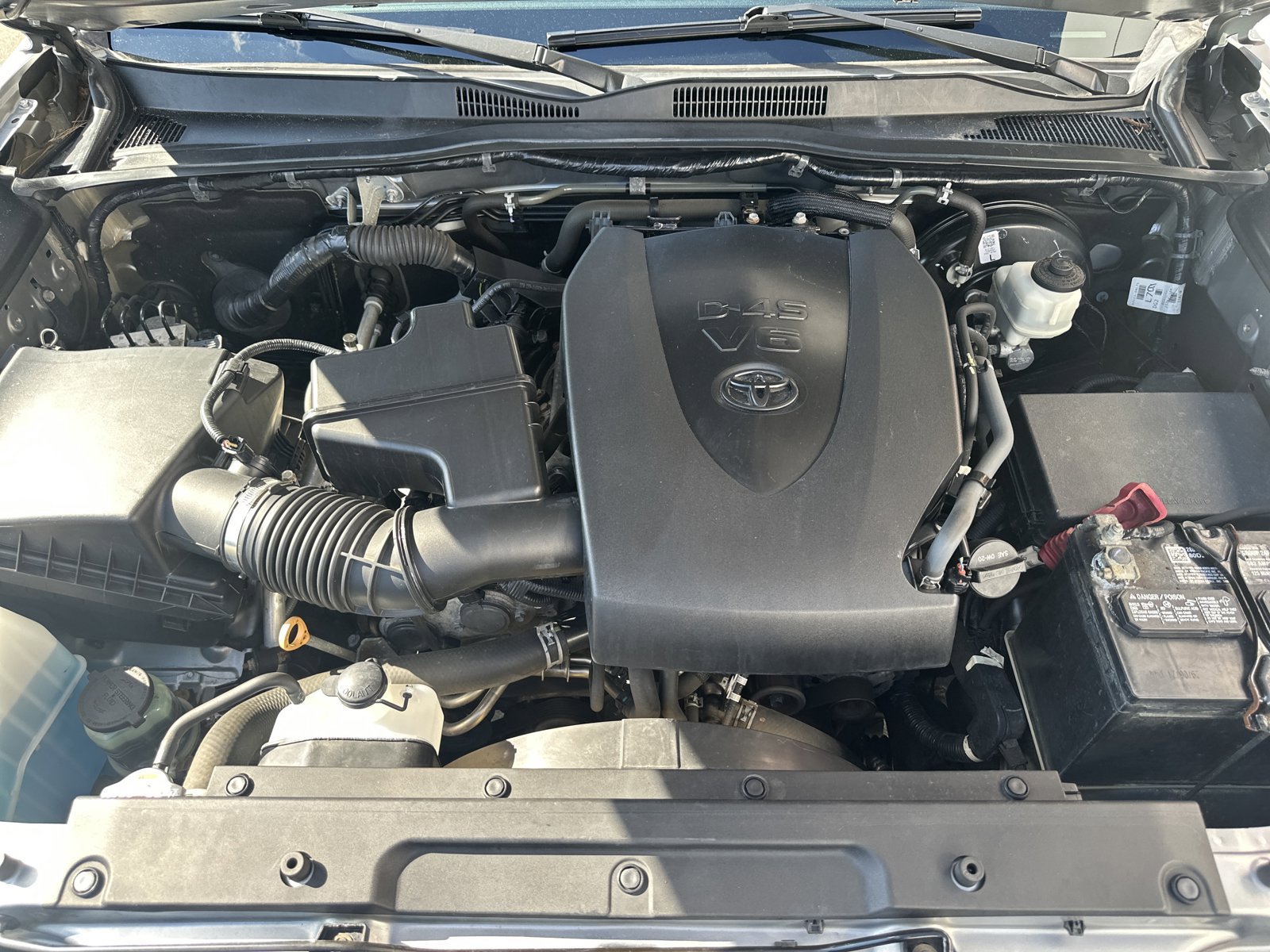 Used 2021 Toyota Tacoma TRD Sport AWD/4WD image 36
