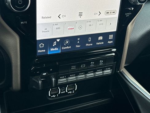 Used 2022 RAM 3500 Laramie image 20