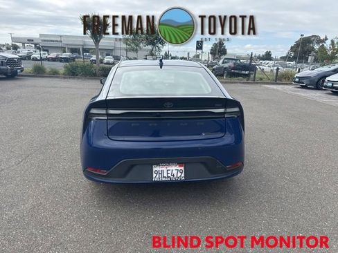 Used 2023 Toyota Prius Prime SE FWD image 6