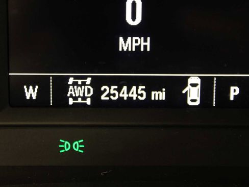 Used 2023 Chevrolet TrailBlazer RS image 35