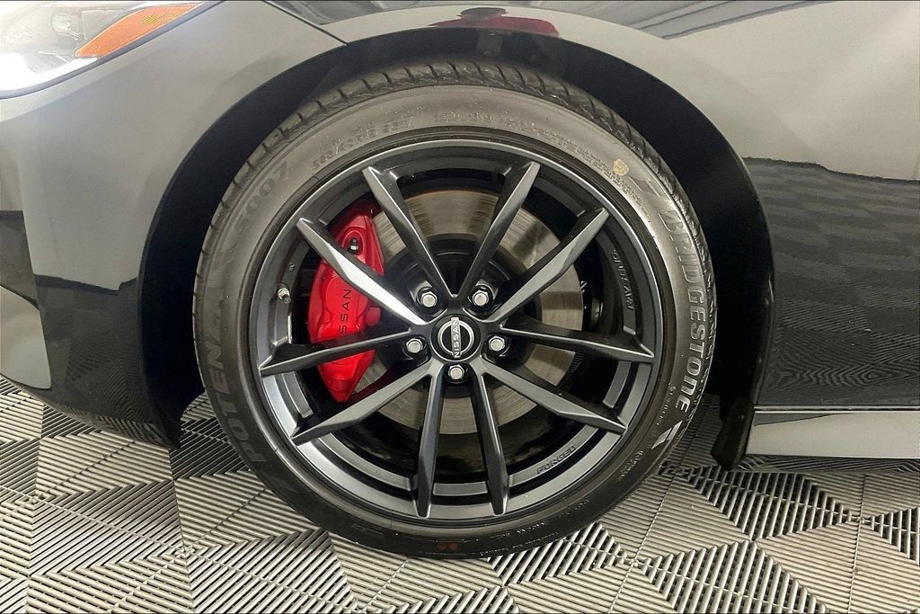 Used 2025 Nissan Z Performance w/ Floor Mat Package RWD image 10