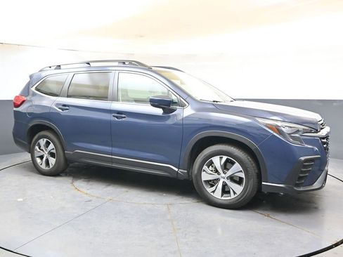Certified 2025 Subaru Ascent Premium AWD/4WD image 7