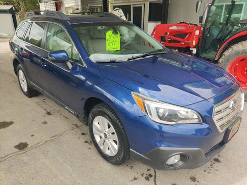 Used 2017 Subaru Outback 2.5i Premium AWD/4WD image 8