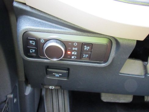 Used 2023 Ford Bronco Wildtrak AWD/4WD image 16