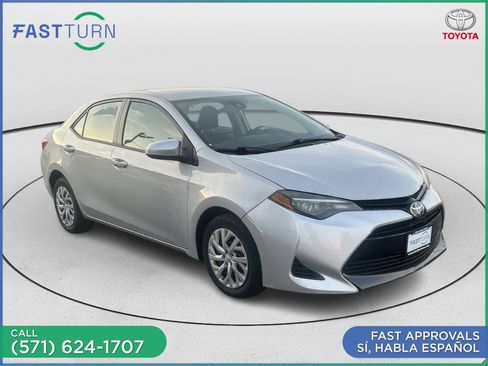 Used 2019 Toyota Corolla LE FWD image 3