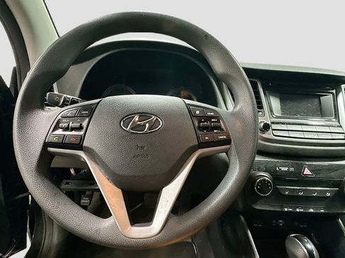 Used 2017 Hyundai Tucson SE AWD/4WD image 13