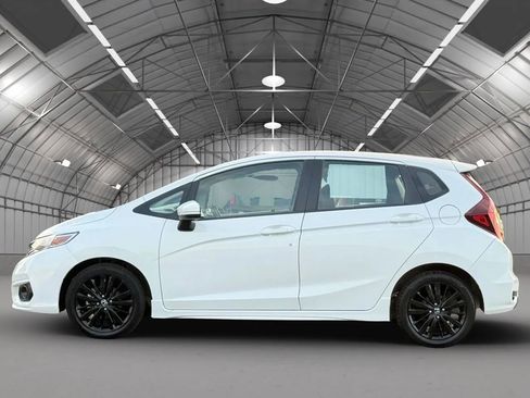 Used 2018 Honda Fit Sport image 4